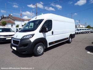 Fourgon avec parois et toit rigide Peugeot Boxer