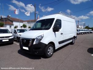 Fourgon avec parois et toit rigide Nissan Interstar