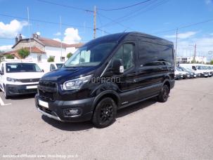 Fourgon avec parois et toit rigide Ford Transit