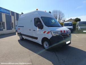 Fourgon avec parois et toit rigide Renault Master