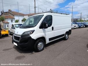 Fourgon avec parois et toit rigide Peugeot Boxer