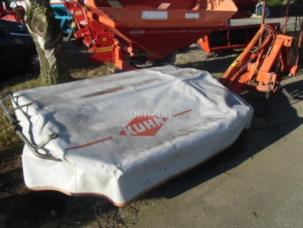 FAUCHEUSE KUHN 5 ASSIETTES GMD500
