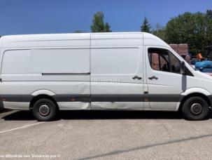 Fourgon avec parois et toit rigide Mercedes Sprinter