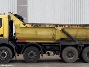 Benne basculante de chantier et de TP Renault Kerax