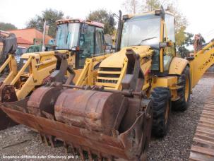 Tractopelle rigide Komatsu WB93R