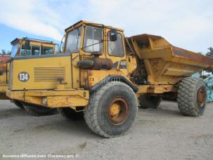 Tombereau articulé Volvo A 25