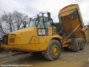 Tombereau articulé Caterpillar 730C