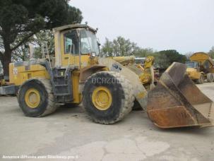 Chargeuse Komatsu WA500-3