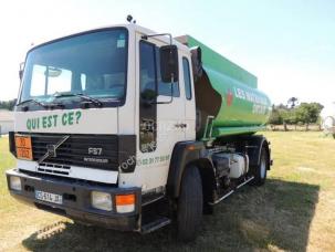 Citerne à hydrocarbures lourds Volvo FS7 19
