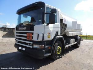 Citerne à hydrocarbures lourds Scania 94D