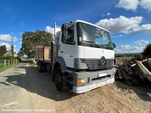 Porte-engins Mercedes Atego