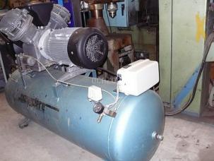 Compresseur à piston MAUGUIERE ref 7870