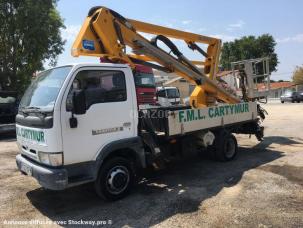 Nacelle Nissan Cabstar