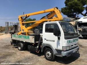 Nacelle Nissan Cabstar