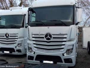 Pour semi-remorque Mercedes Actros