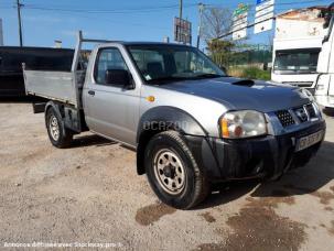 Benne basculante de chantier et de TP Nissan Navara