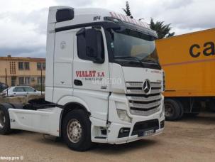 Pour semi-remorque Mercedes Actros