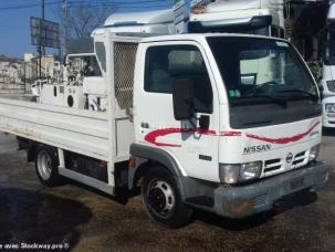 Bétonnière Nissan Cabstar