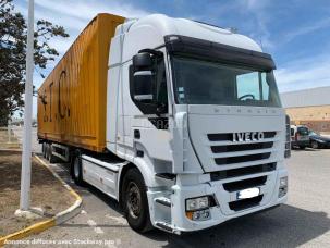 Pour semi-remorque Iveco Stralis