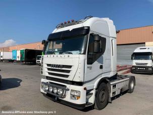 Pour semi-remorque Iveco Stralis