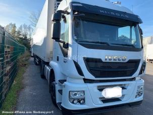 Pour semi-remorque Iveco Stralis