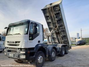 Benne basculante de chantier et de TP Iveco Trakker