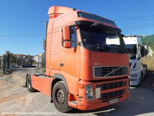 Pour semi-remorque Volvo FH