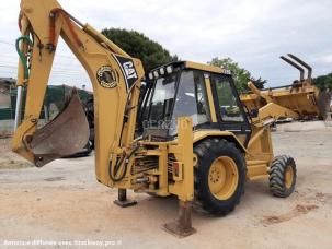 Tracteur agricole Caterpillar 428