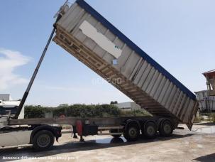 Benne basculante de chantier et de TP Fruehauf Non spécifié