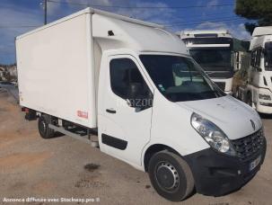 Fourgon avec parois et toit rigide Renault Master