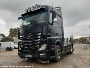 Pour semi-remorque Mercedes Actros