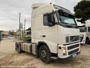 Pour semi-remorque Volvo FH