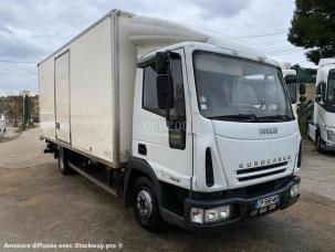 Fourgon avec parois et toit rigide Iveco Eurocargo