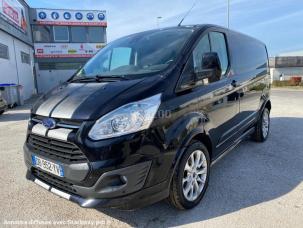 Fourgon avec parois et toit rigide Ford Transit Custom