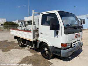 Bétonnière Nissan Cabstar