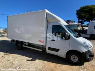 Fourgon avec parois et toit rigide Renault Master