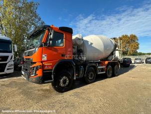 Bétonnière Volvo FMX 410