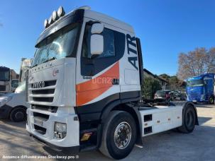 Pour semi-remorque Iveco Stralis