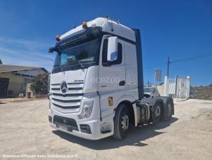 Pour semi-remorque Mercedes Actros