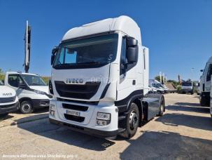 Pour semi-remorque Iveco Stralis