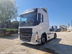 Pour semi-remorque Volvo FH