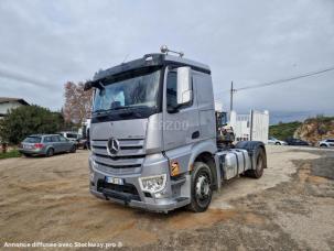Pour semi-remorque Mercedes Actros