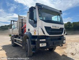 Benne basculante de chantier et de TP Iveco Trakker