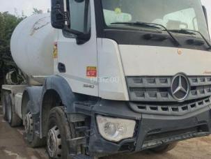 Bétonnière Mercedes AROCS 3240