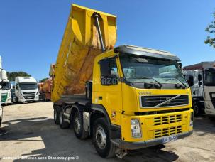 Benne basculante de chantier et de TP Volvo FH 400