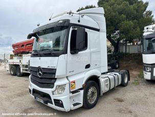 Pour semi-remorque Mercedes Actros