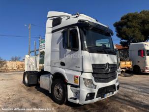 Pour semi-remorque Mercedes Actros