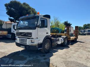 Pour semi-remorque Volvo FM12