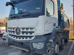 Benne basculante de chantier et de TP Mercedes Arocs