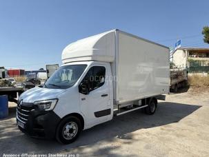 Fourgon avec parois et toit rigide Renault Master
